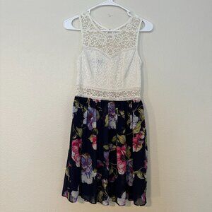 BCX Dress Ivory and Blue Size 5 Junior